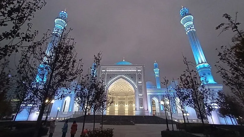 مسجد «غرور مسلمان» در شالی، چچن، روسیه.